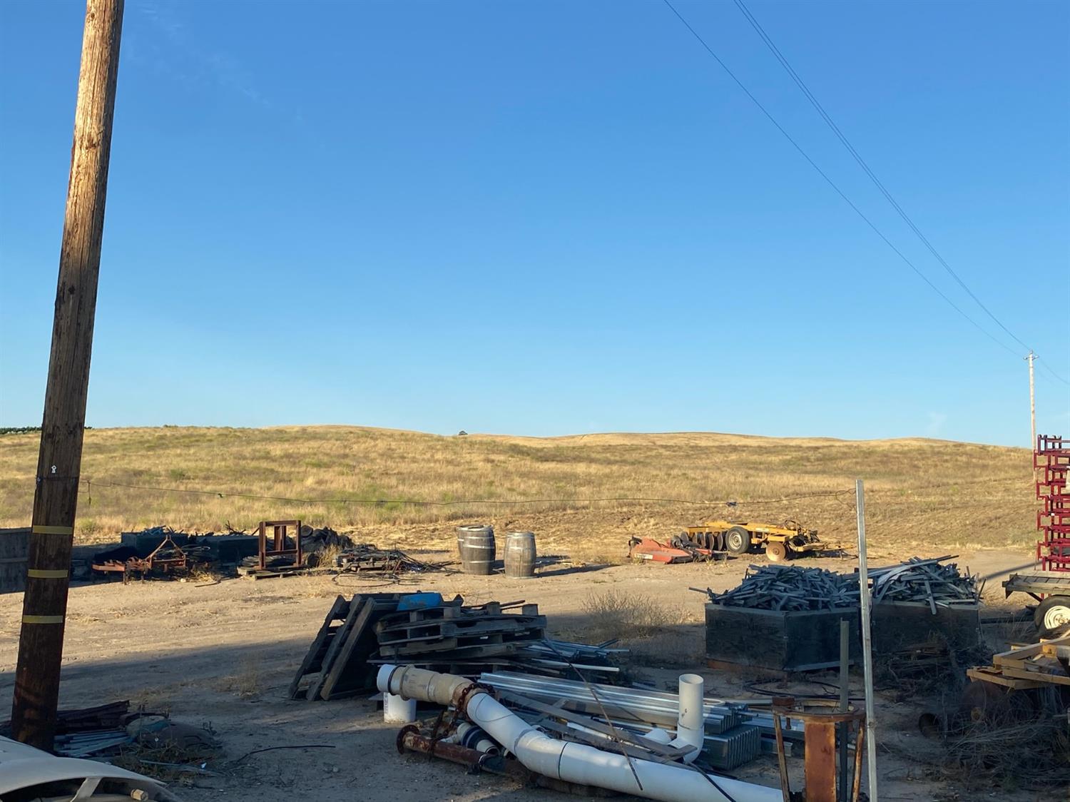 4860 Camp 8 Road Paso Robles, CA 93446 - Photo 21 of 25 a view of a ocean view