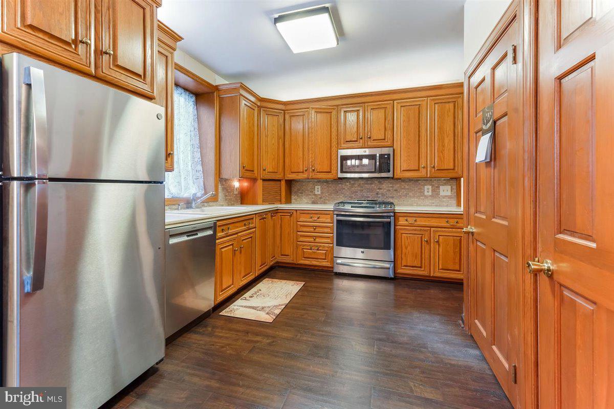 304 Bewley Road Havertown, PA 19083 - Photo 13 of 41
