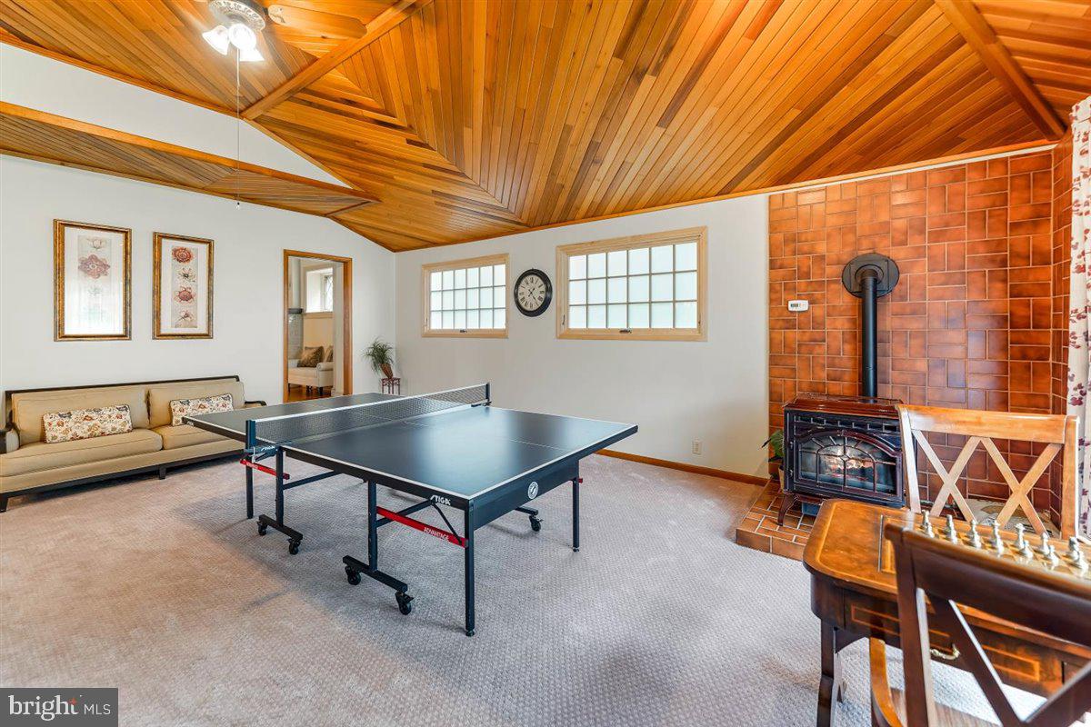 304 Bewley Road Havertown, PA 19083 - Photo 19 of 41 GREAT ROOM