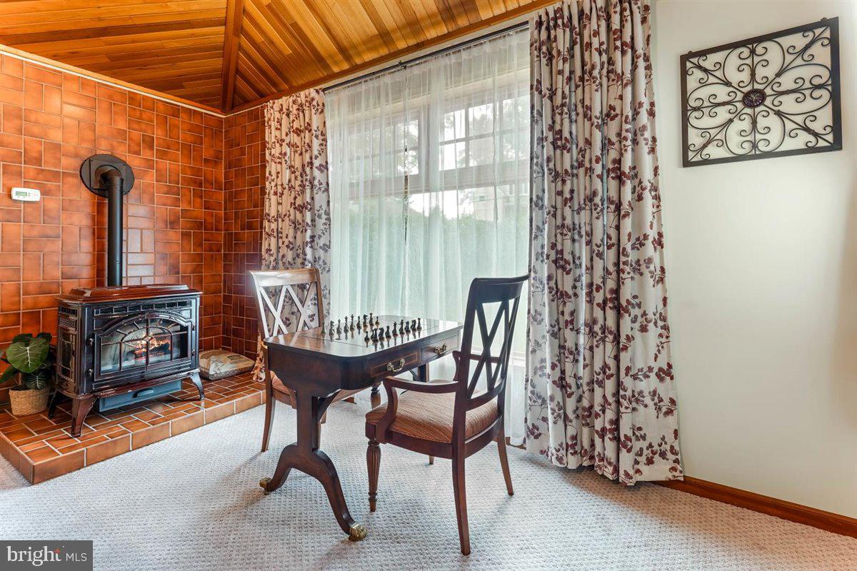 304 Bewley Road Havertown, PA 19083 - Photo 20 of 41 GREAT ROOM