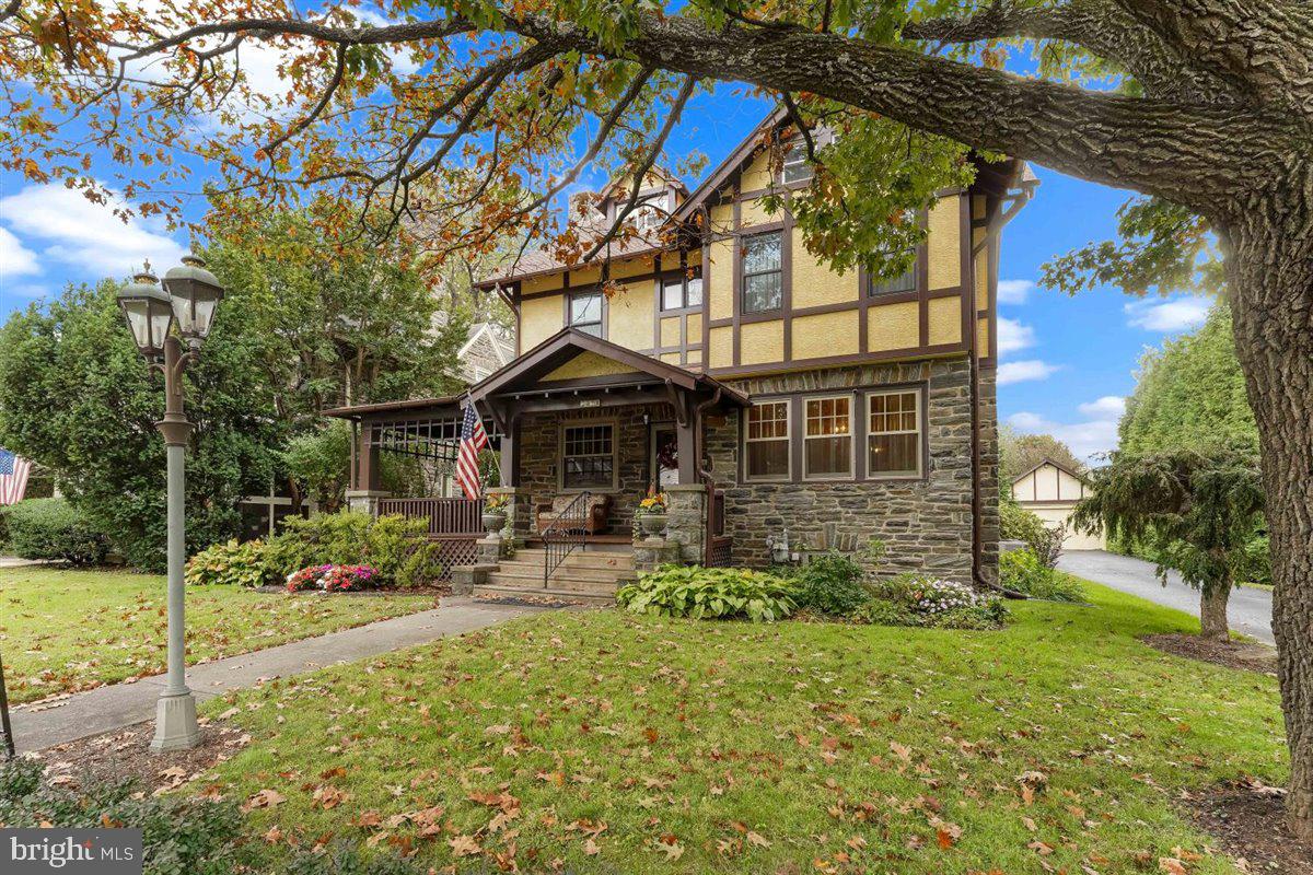 304 Bewley Road Havertown, PA 19083 - Photo 3 of 41 EXQUISITE TUDOR IN PRISTINE CONDITION