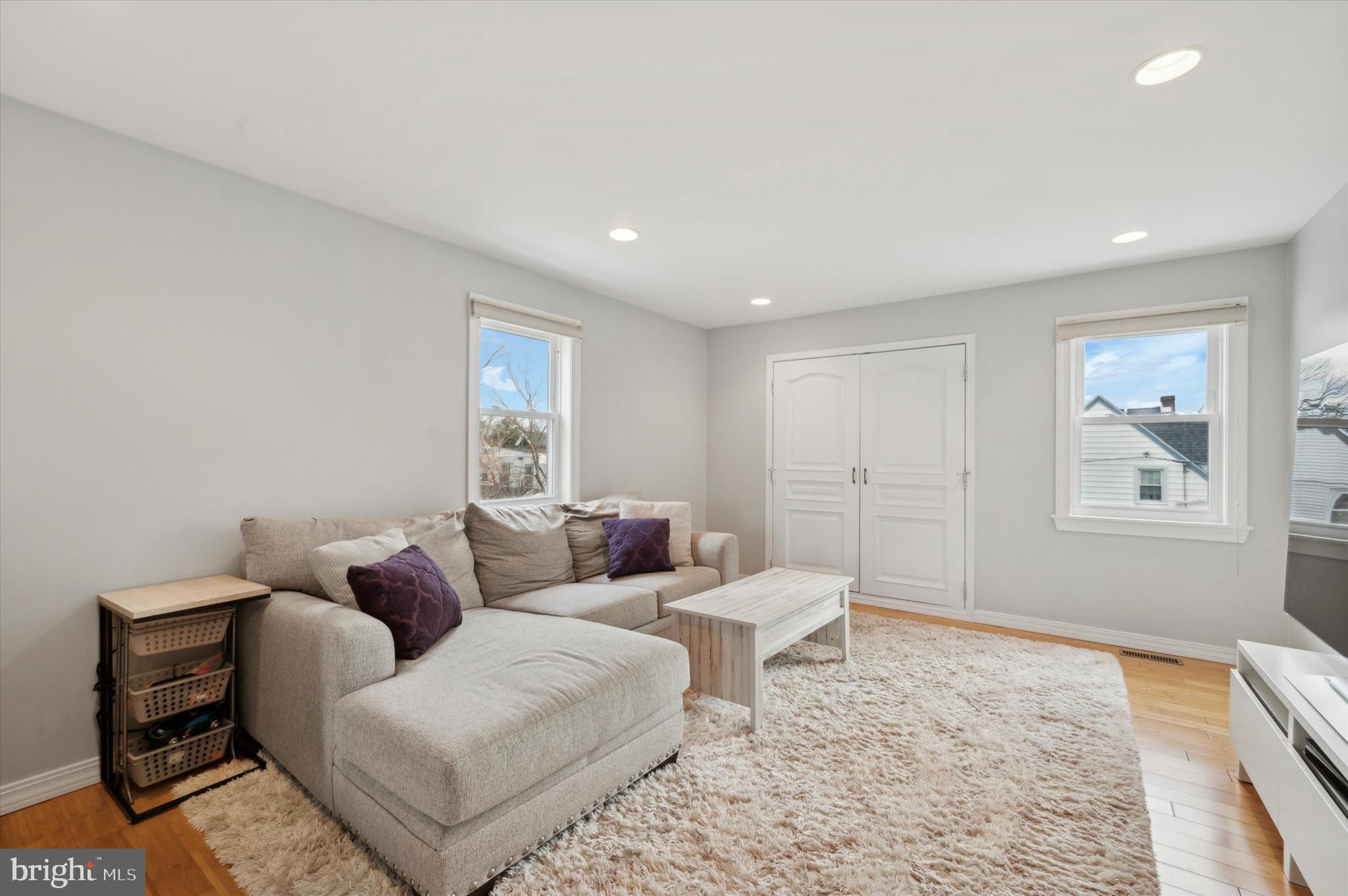 231 Henley Road Wynnewood, PA 19096 - Photo 18 of 36