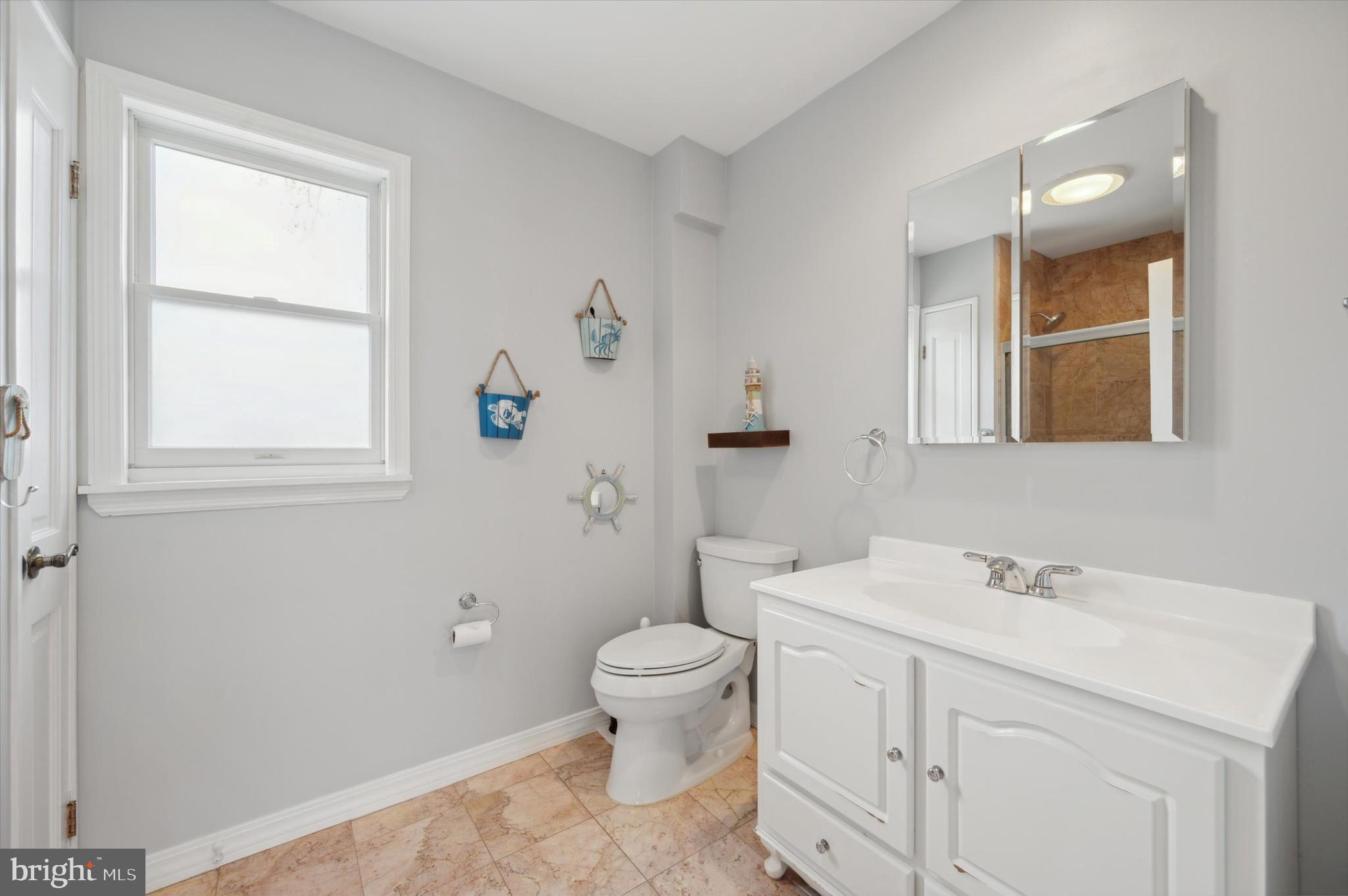 231 Henley Road Wynnewood, PA 19096 - Photo 23 of 36
