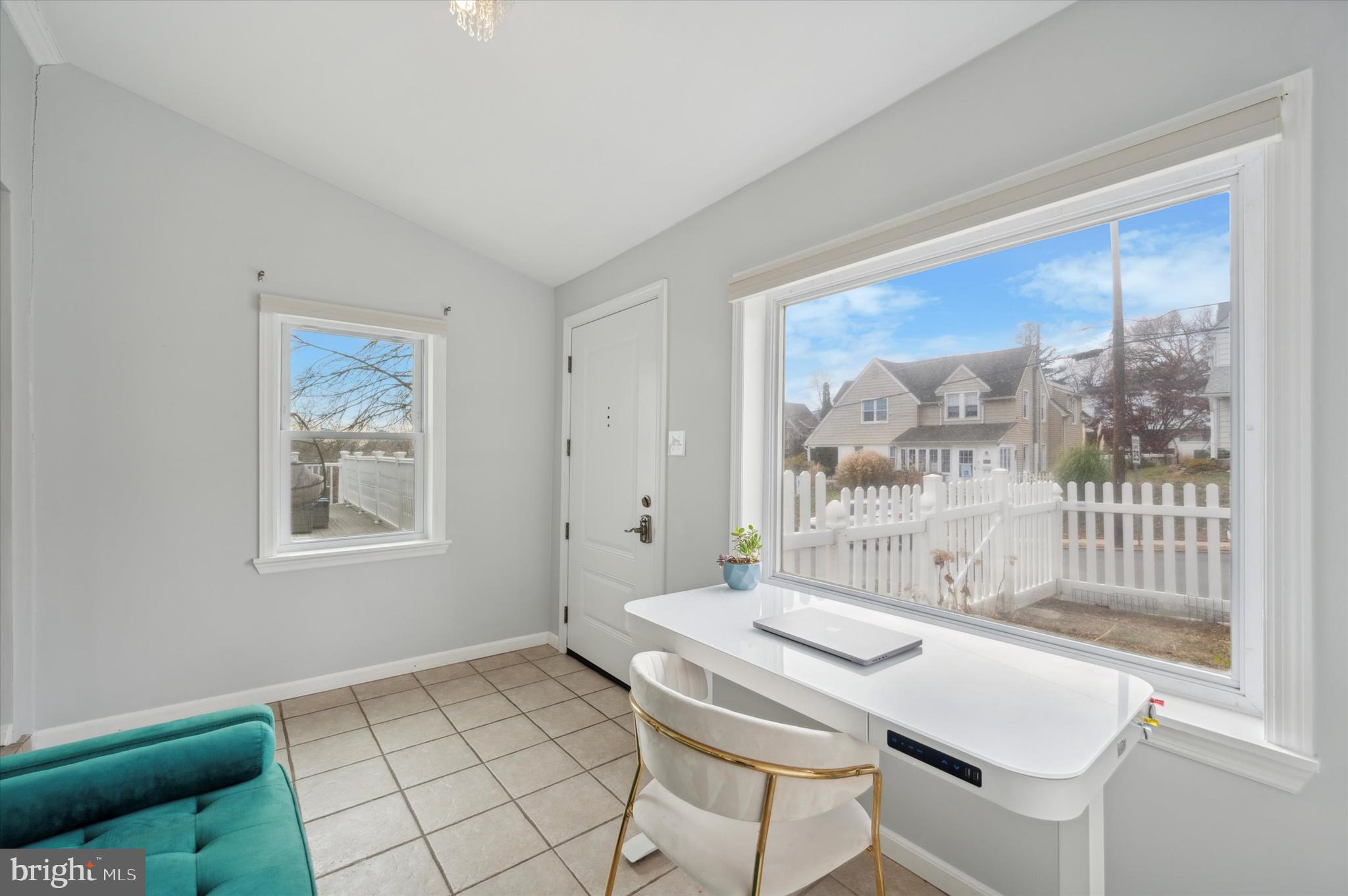 231 Henley Road Wynnewood, PA 19096 - Photo 6 of 36