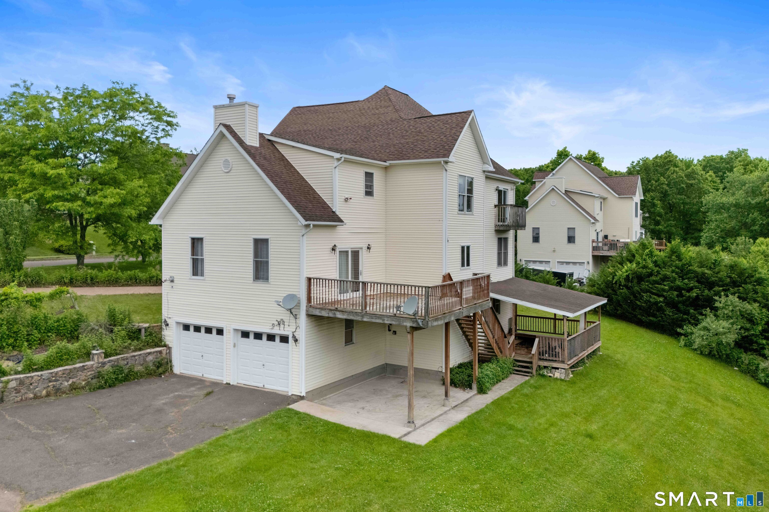 77 Graham Ridge Road Naugatuck, CT 06770 - Photo 4 of 10