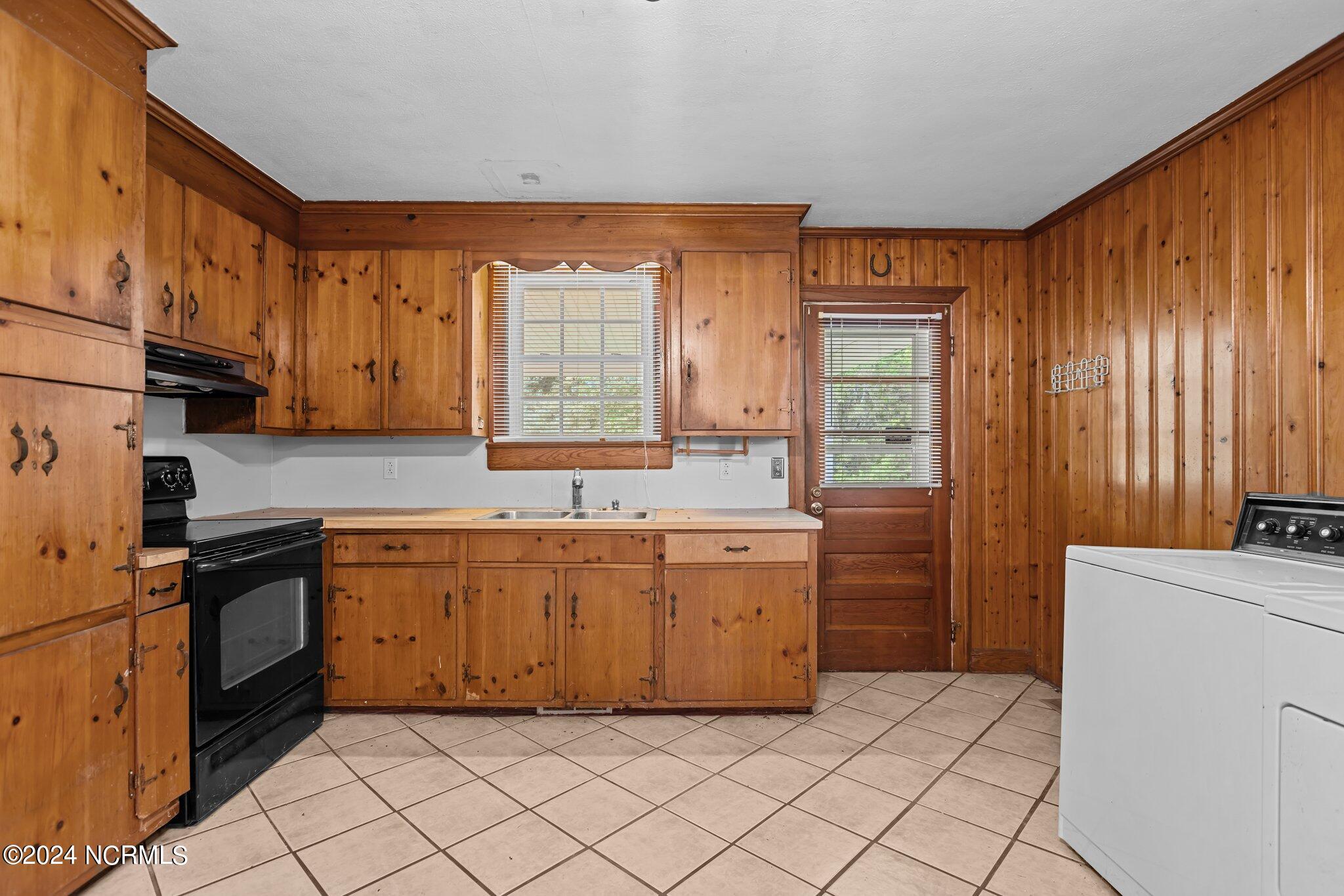 6750 Race Track Road Castalia, NC 27816 - Photo 8 of 28 10-web-or-mls-IMGL7893