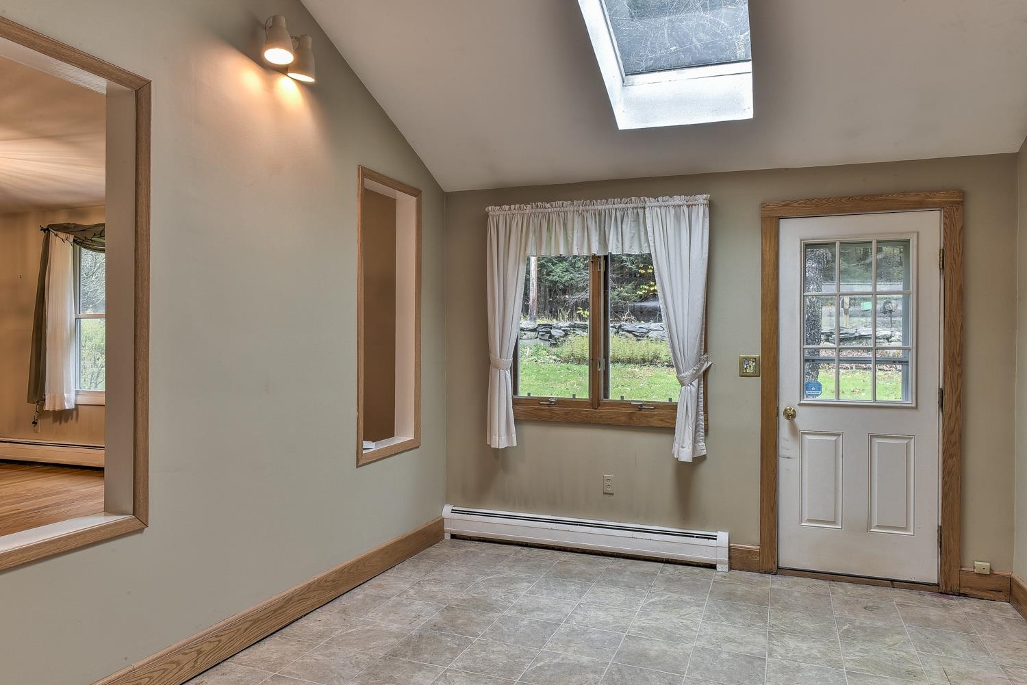 211 West Surry Road Keene, NH 03431 - Photo 3 of 40
