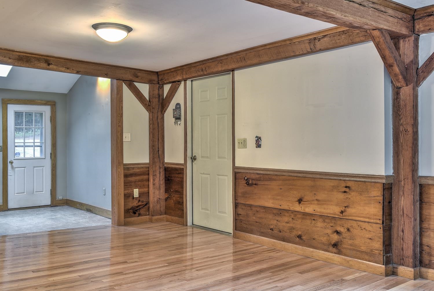 211 West Surry Road Keene, NH 03431 - Photo 4 of 40
