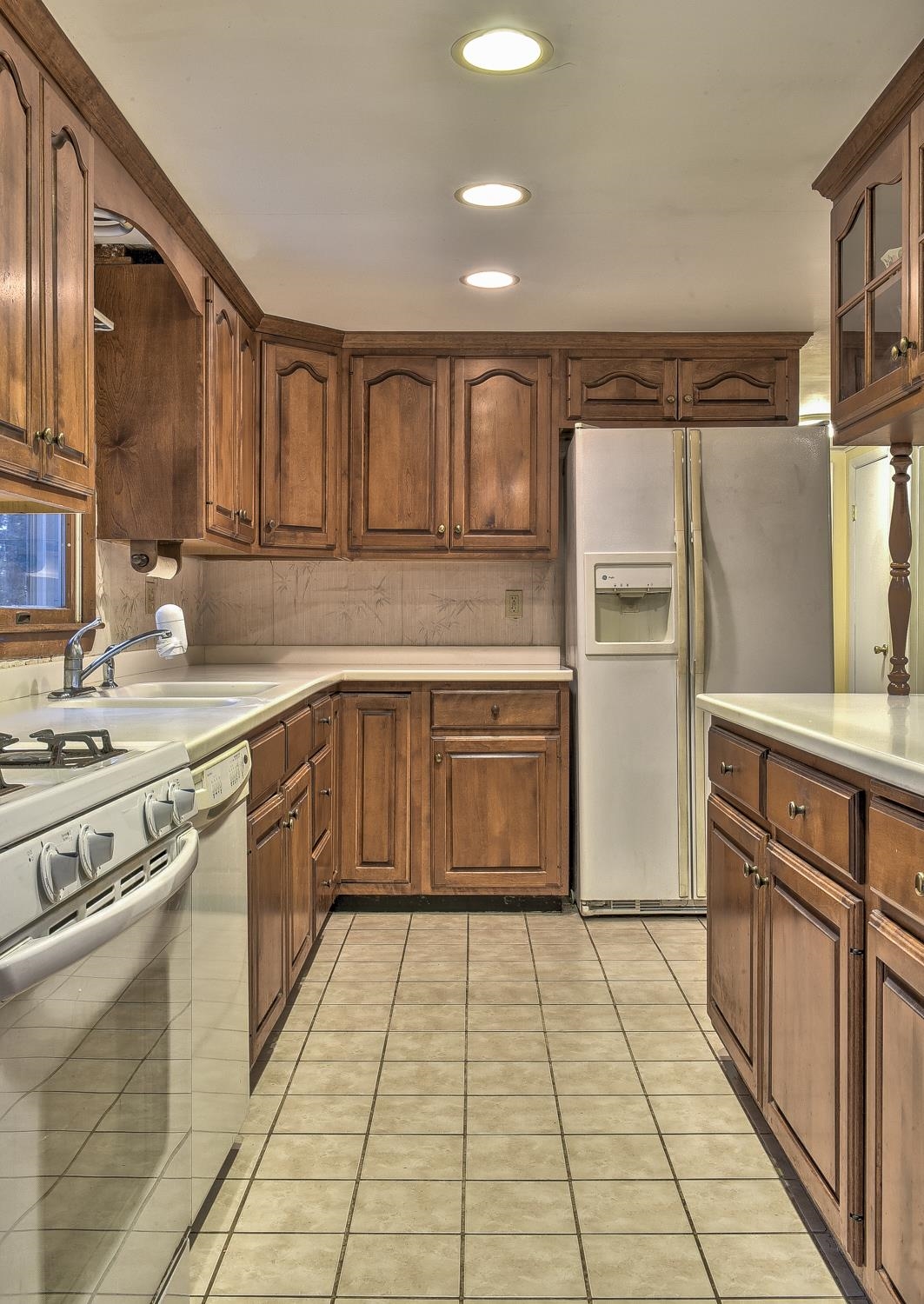 211 West Surry Road Keene, NH 03431 - Photo 10 of 40