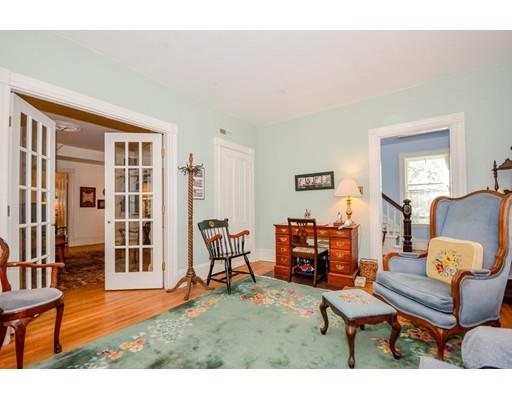 300 Converse Road Marion, MA 02738 - Photo 8 of 35 a living room with furniture and a dining table