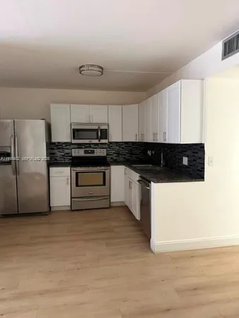$1,700 | 251 Southwest 132nd Way, Unit 204H, Pembroke Pines, FL 33027