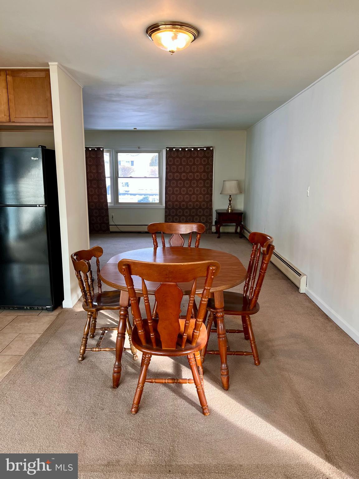 33 Jasmine Road Levittown, PA 19056 - Photo 4 of 24