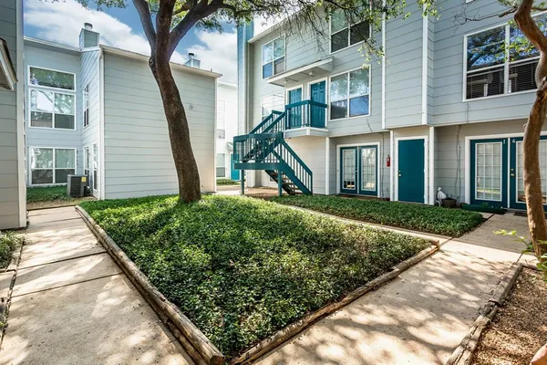 $1,295 | 1901 North Fitzhugh Avenue, Unit 19, Dallas, TX 75204