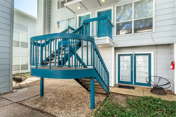 $1,295 | 1901 North Fitzhugh Avenue, Unit 19, Dallas, TX 75204