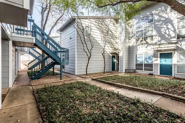 $1,295 | 1901 North Fitzhugh Avenue, Unit 19, Dallas, TX 75204