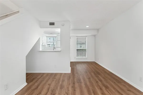 $1,295 | 1901 North Fitzhugh Avenue, Unit 19, Dallas, TX 75204