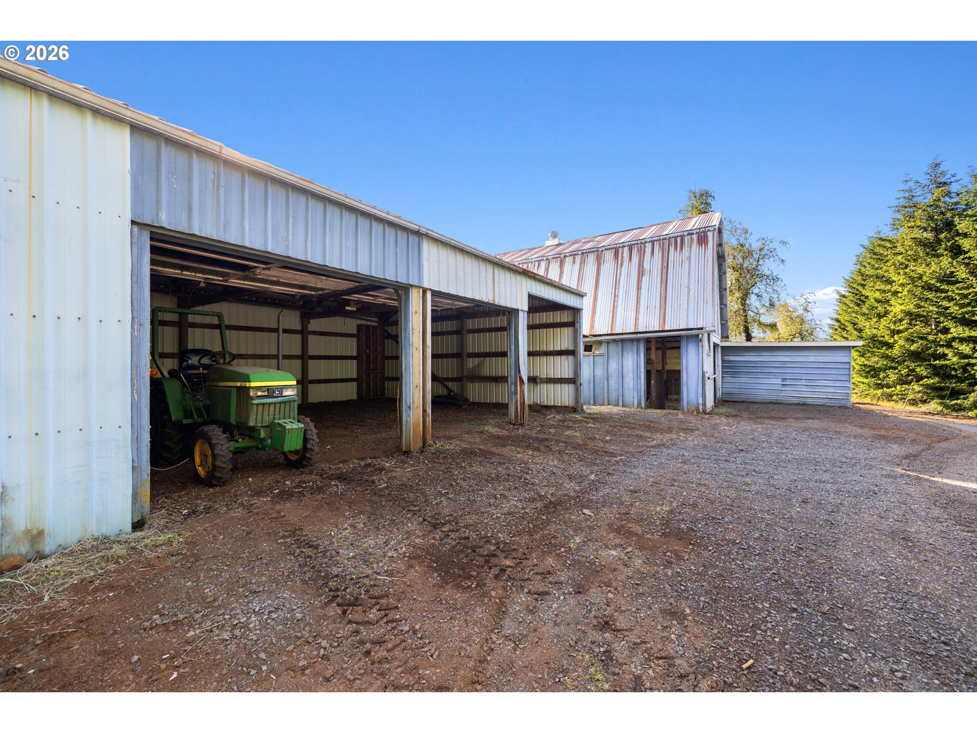 17753 Powers Creek Loop Road Northeast Silverton, OR 97381 - Photo 19 of 21 Garage