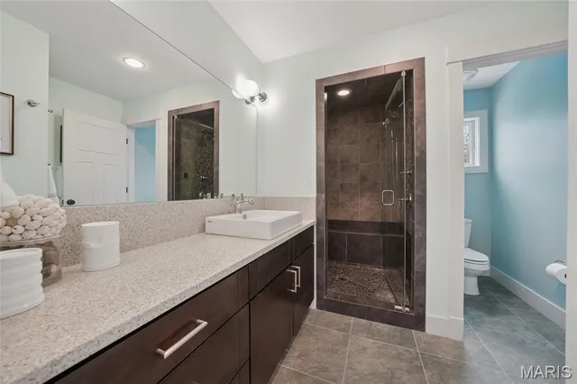 $800,000 | 6916 Amherst Avenue, University City, MO 63130