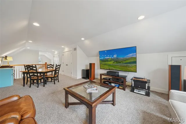 $800,000 | 6916 Amherst Avenue, University City, MO 63130