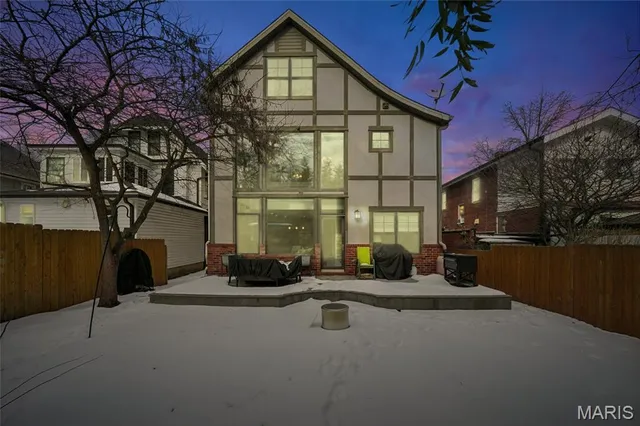 $800,000 | 6916 Amherst Avenue, University City, MO 63130