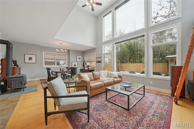 $800,000 | 6916 Amherst Avenue, University City, MO 63130