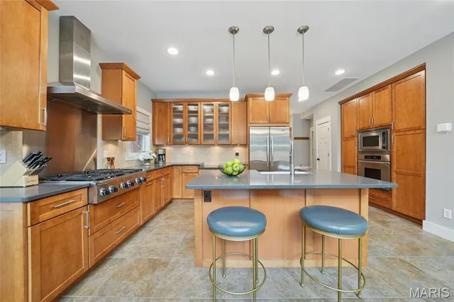 $800,000 | 6916 Amherst Avenue, University City, MO 63130