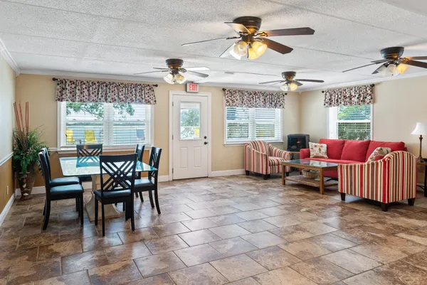 $136,600 | 209 West Miracle Strip Parkway, Unit D102, Mary Esther, FL 32569