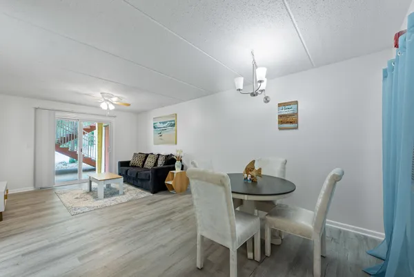 $136,600 | 209 West Miracle Strip Parkway, Unit D102, Mary Esther, FL 32569