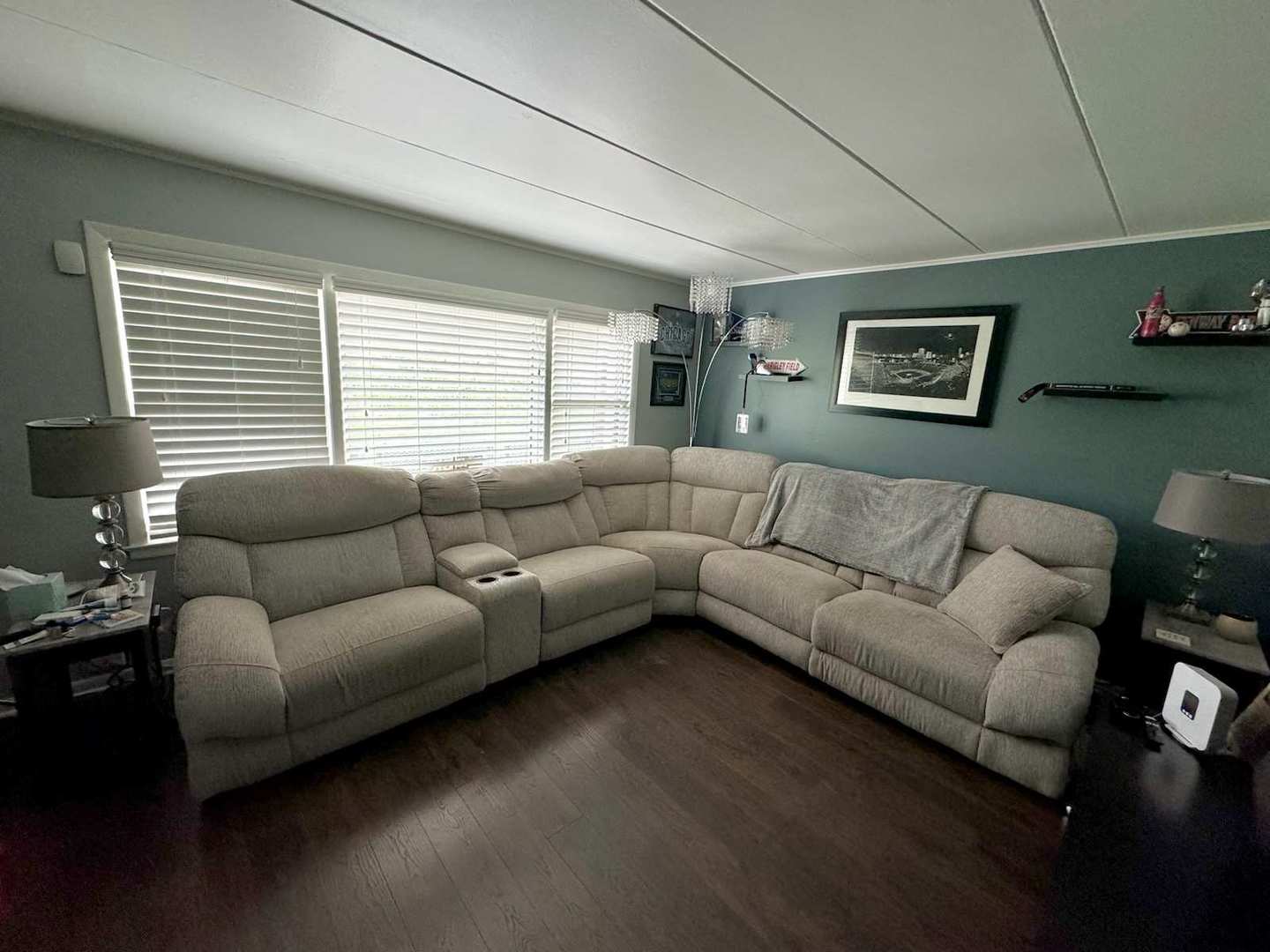 9614 West Higgins Road, Unit 2I Rosemont, IL 60018 - Photo 5 of 21 Gallery Image 5