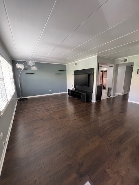 9614 West Higgins Road, Unit 2I Rosemont, IL 60018 - Photo 8 of 21 Gallery Image 8