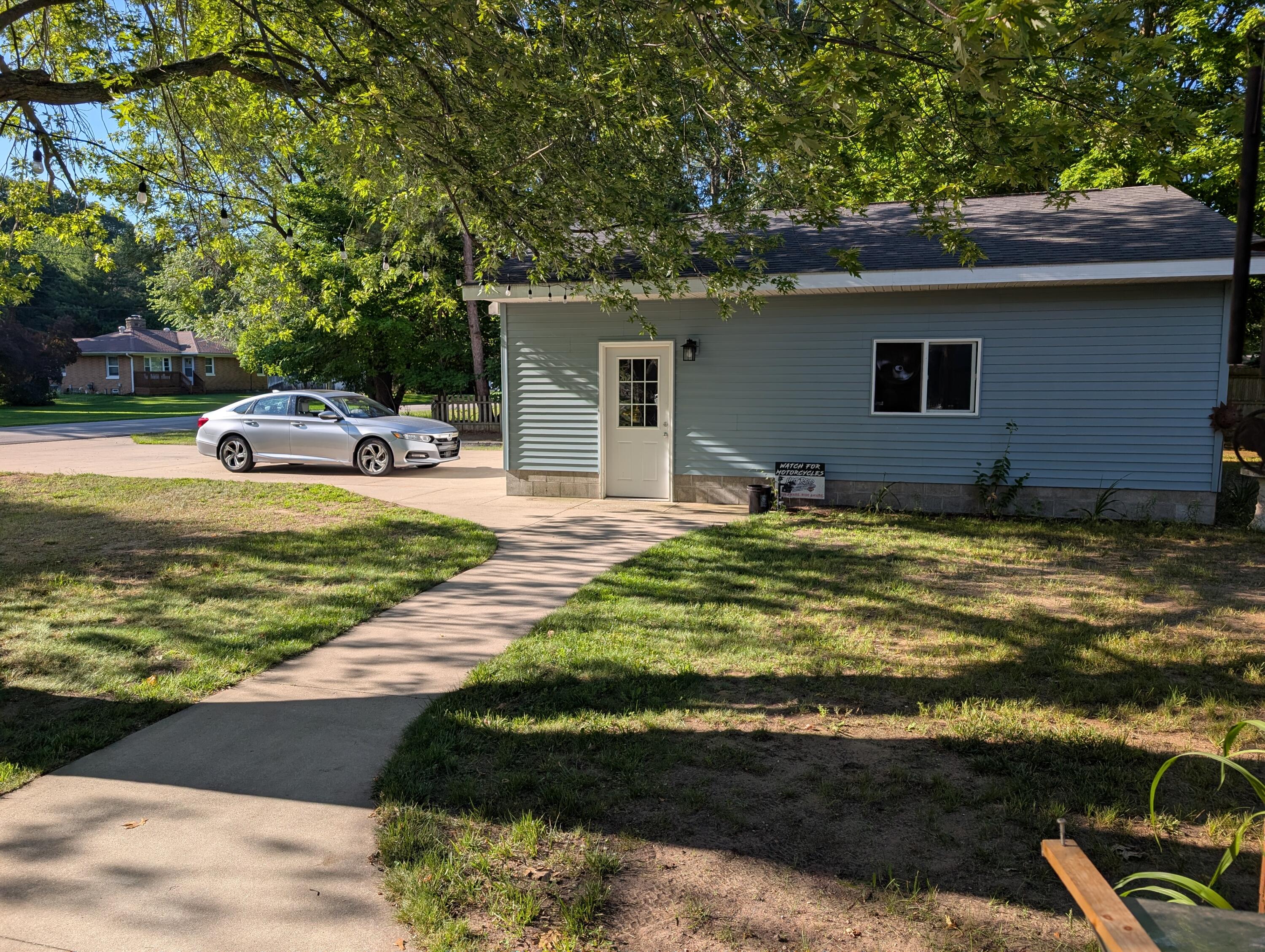 271 Randall Road Muskegon, MI 49441 - Photo 4 of 48 PXL_20260702_130242933
