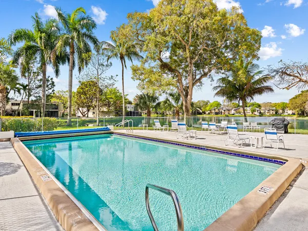 $2,200 | 1 Jacaranda Country Club Drive, Unit 202, Plantation, FL 33324