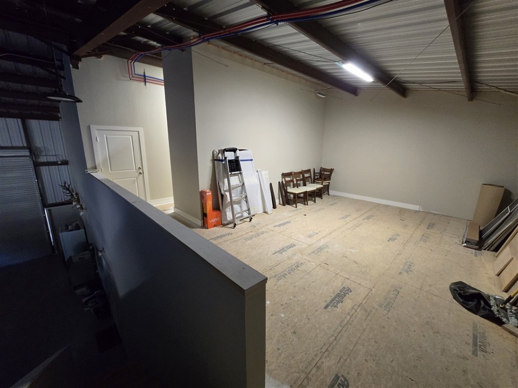 1684 County Road 2234 Lampasas, TX 76550 - Photo 34 of 35 a view of a room with gym equipment