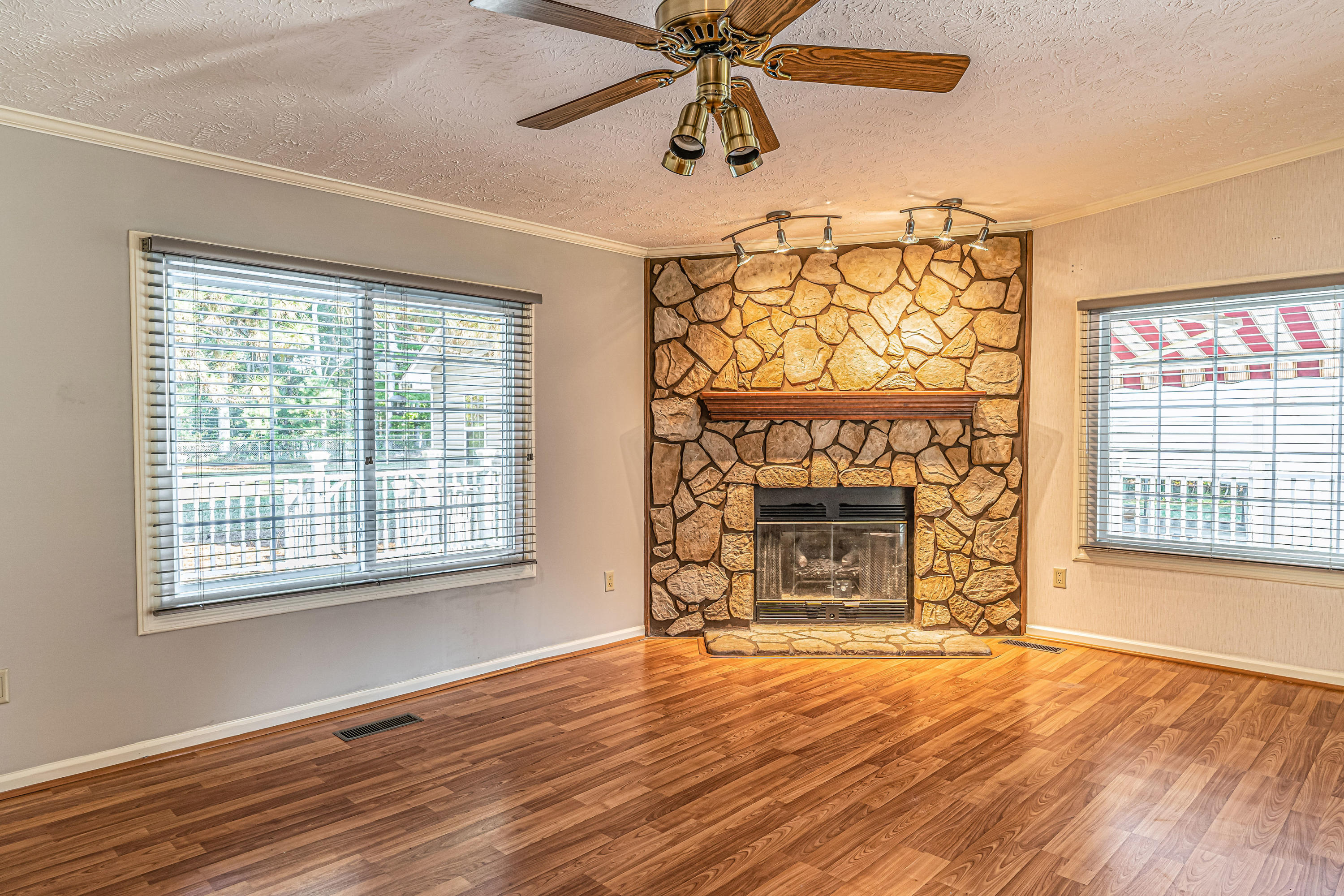 797 McIntosh Road Carthage, NC 28327 - Photo 7 of 35 DSC06396-Edit