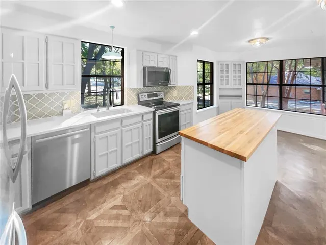 $568,000 | 240 Priscilla Circle, New Hope, TX 75071