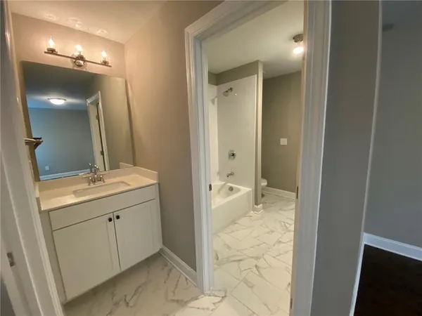 $800,000 | 142 Grandmar Chase, Canton, GA 30115