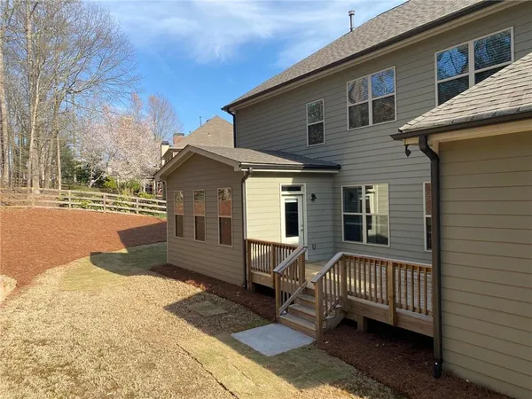 $800,000 | 142 Grandmar Chase, Canton, GA 30115