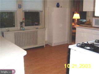 138 Grandview Road Ardmore, PA 19003 - Photo 3 of 4 Gallery Image 3