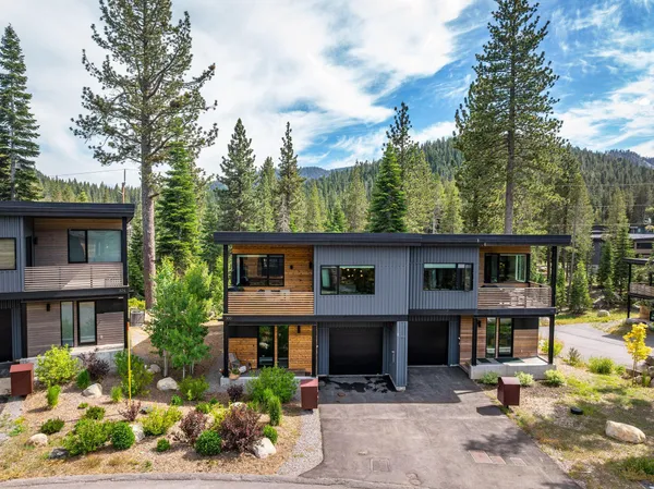 $1,775,000 | 300 Palisades Circle, Olympic Valley, CA 96146