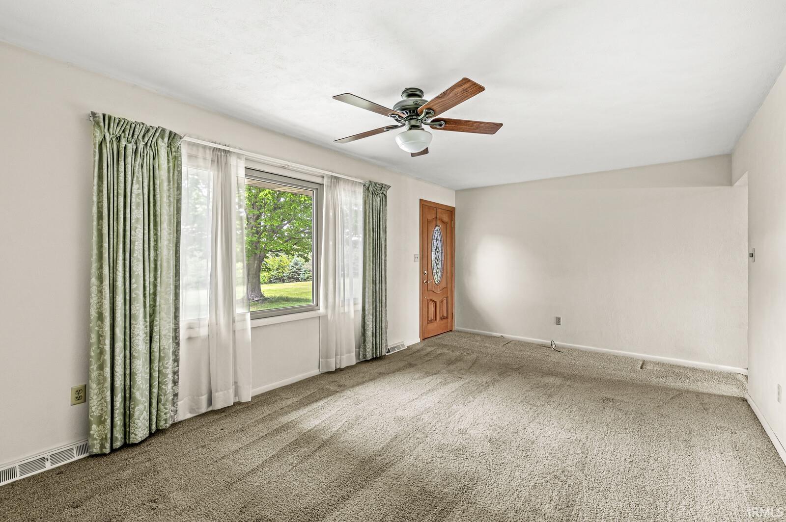 50650 Cherry Road Granger, IN 46530 - Photo 4 of 34