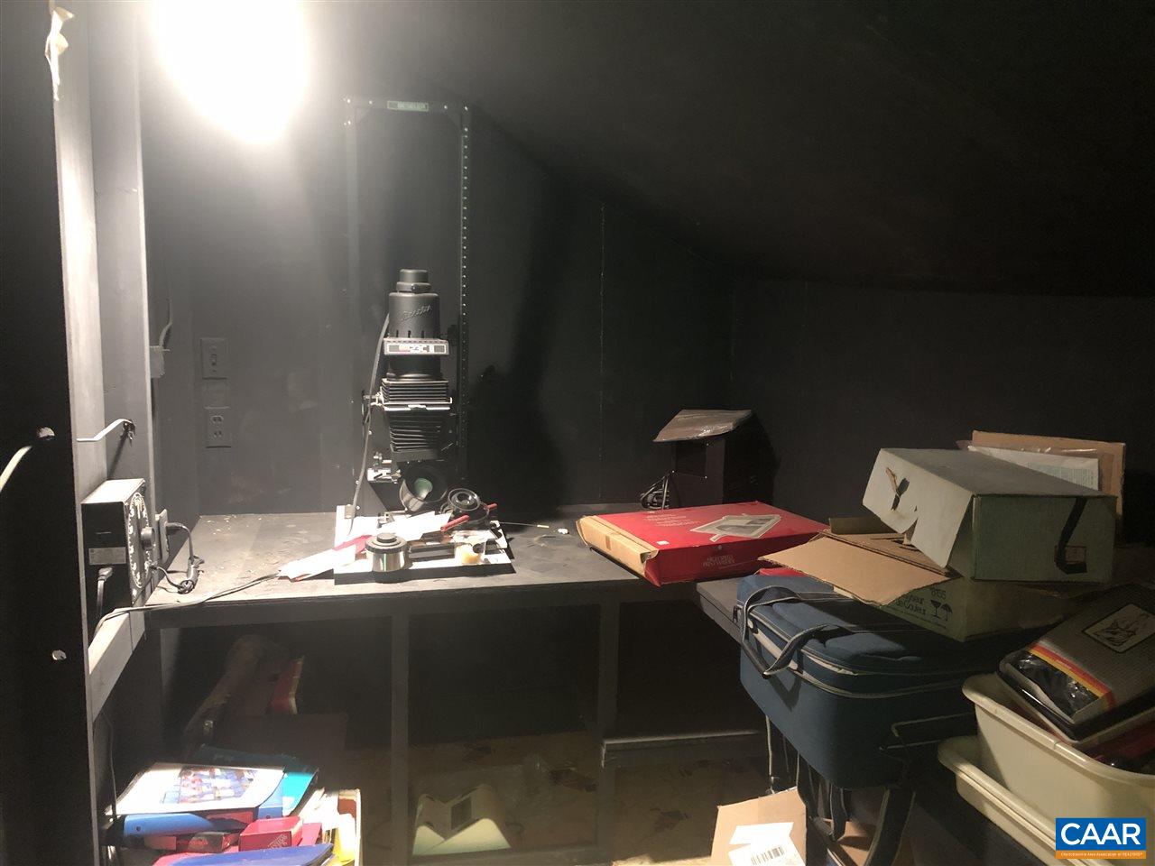 2771 Beech Grove Road Roseland, VA 22967 - Photo 25 of 31 a bathroom with a sink and a mirror