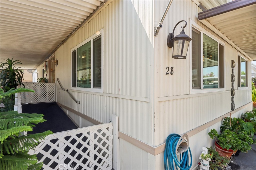 3700 Buchanan Street, Unit 28 Riverside, CA 92503 - Photo 32 of 35 a front view of a house with garden