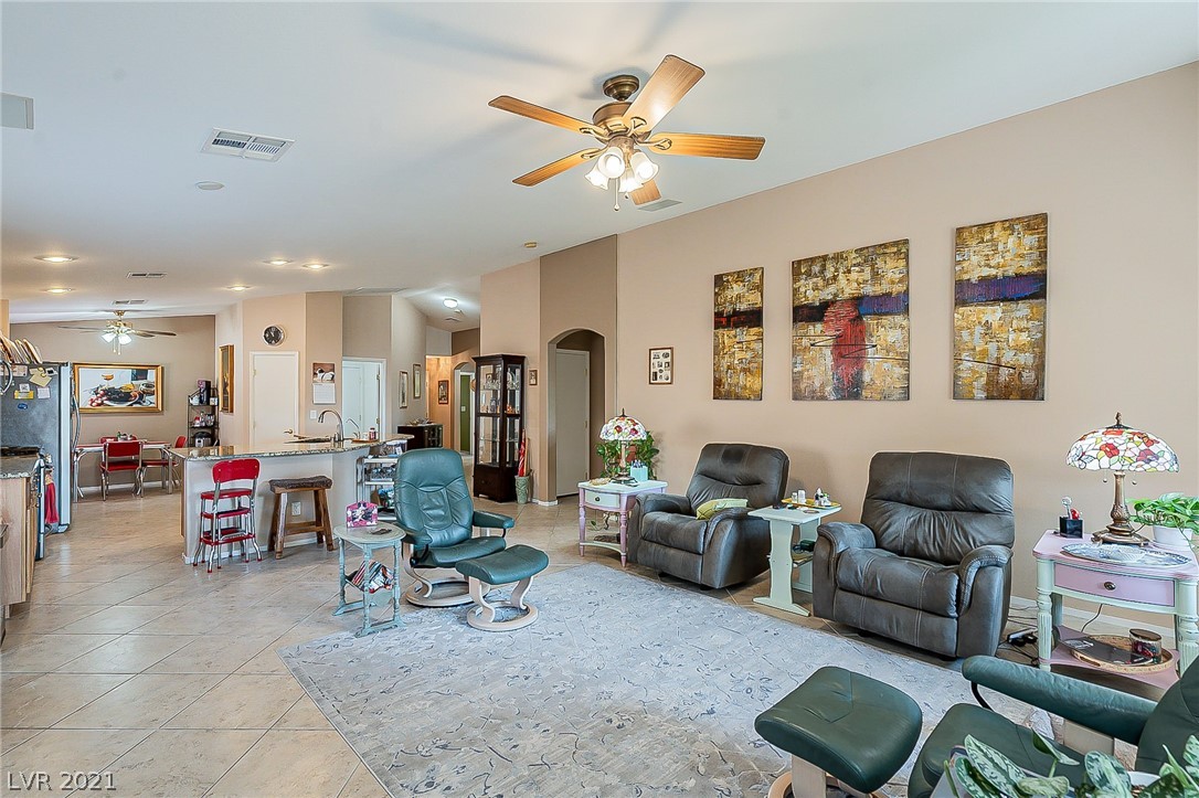 4537 Silverwind Road North Las Vegas, NV 89031 - Photo 3 of 29 Gallery Image 3