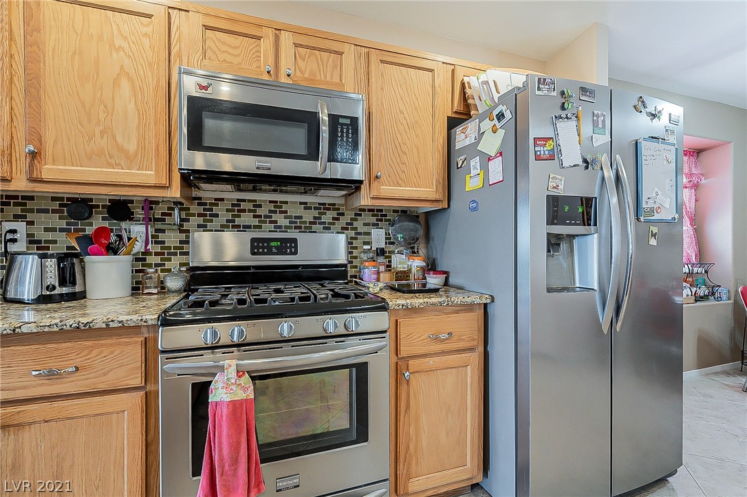 4537 Silverwind Road North Las Vegas, NV 89031 - Photo 9 of 29 Gallery Image 9