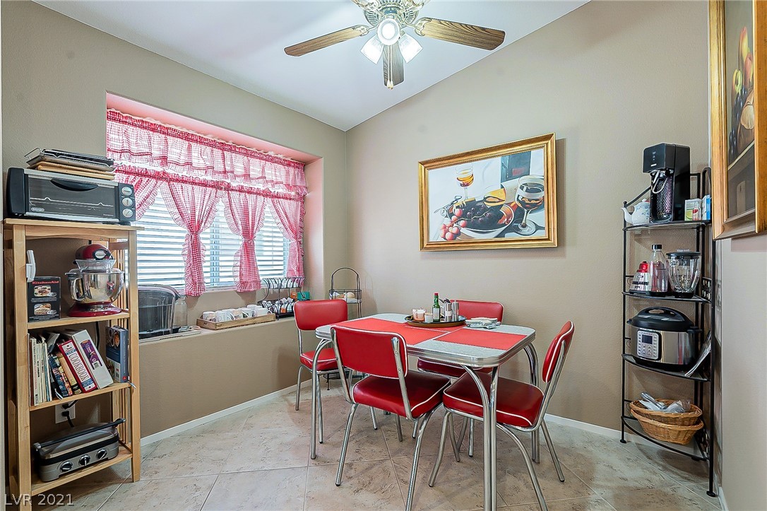 4537 Silverwind Road North Las Vegas, NV 89031 - Photo 10 of 29 Gallery Image 10