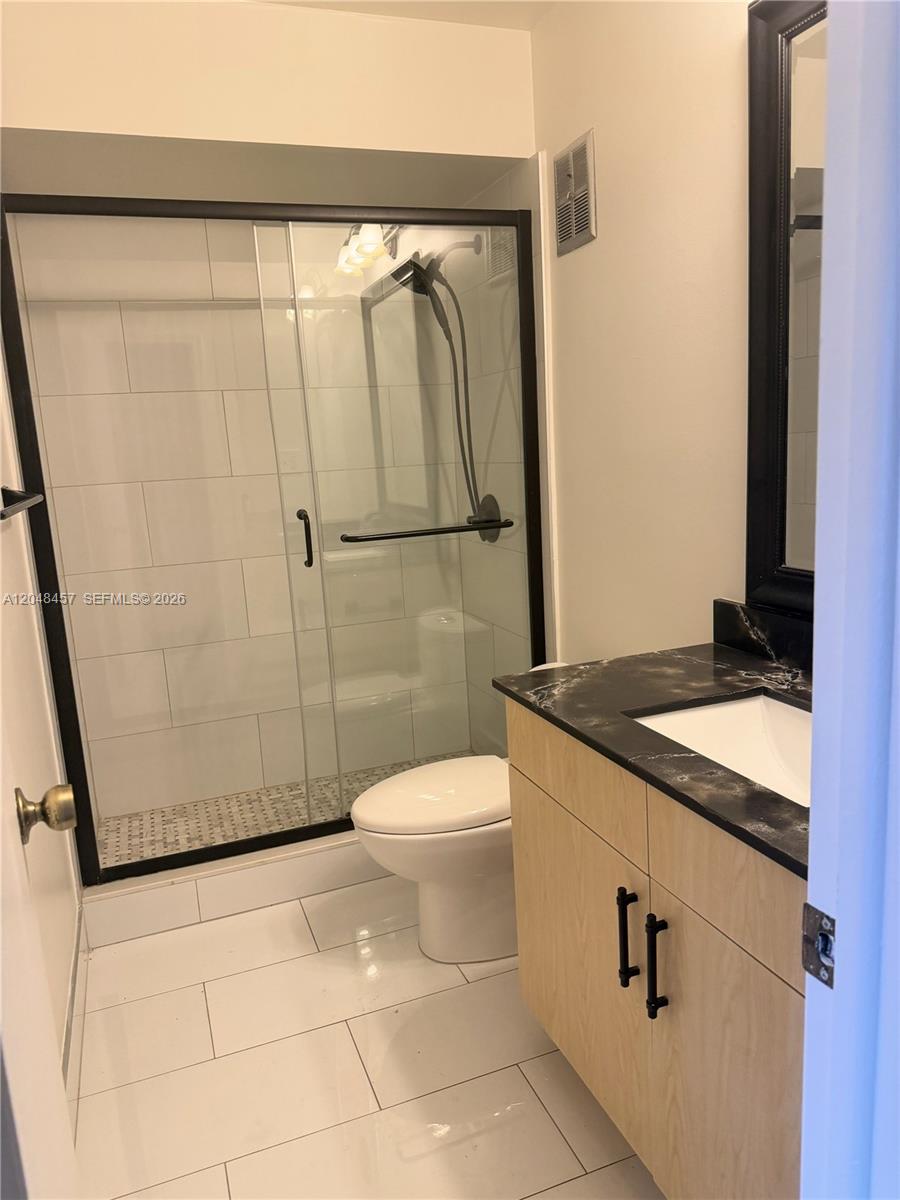 11361 Southwest 109th Road, Unit 58D Miami, FL 33176 - Photo 16 of 20 Second Bathroom