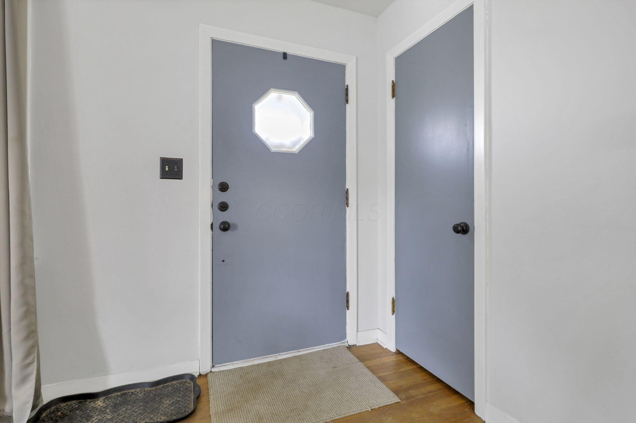 60 Derrer Road Columbus, OH 43204 - Photo 3 of 56 6-web-or-mls-_MG_6512