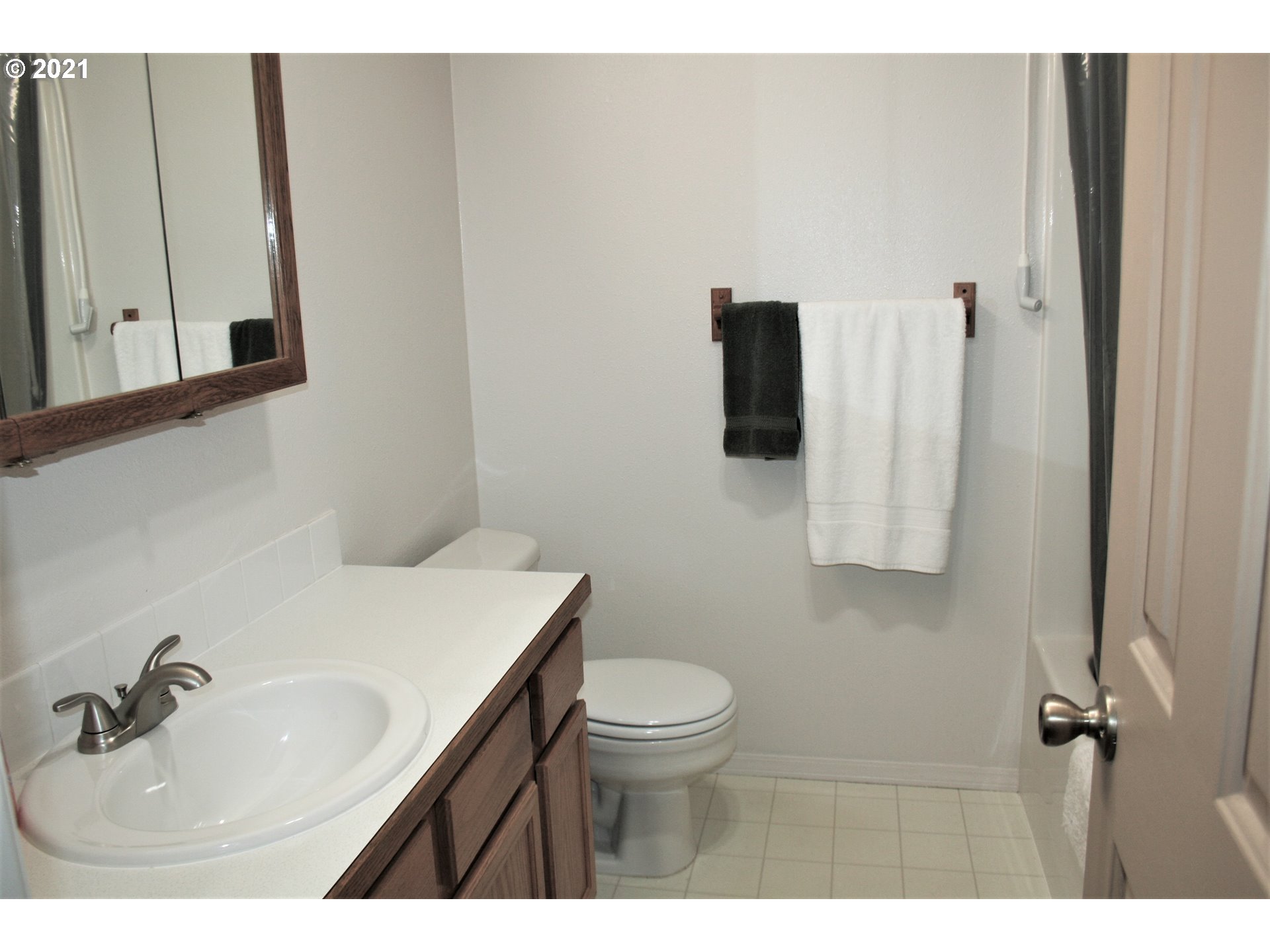 1156 Ash Grove Loop Creswell, OR 97426 - Photo 15 of 20 Gallery Image 15