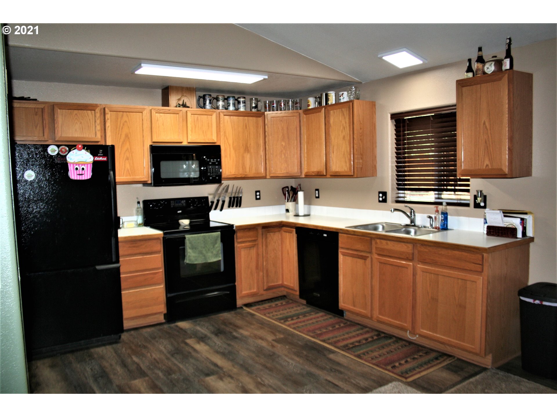 1156 Ash Grove Loop Creswell, OR 97426 - Photo 8 of 20 Gallery Image 8