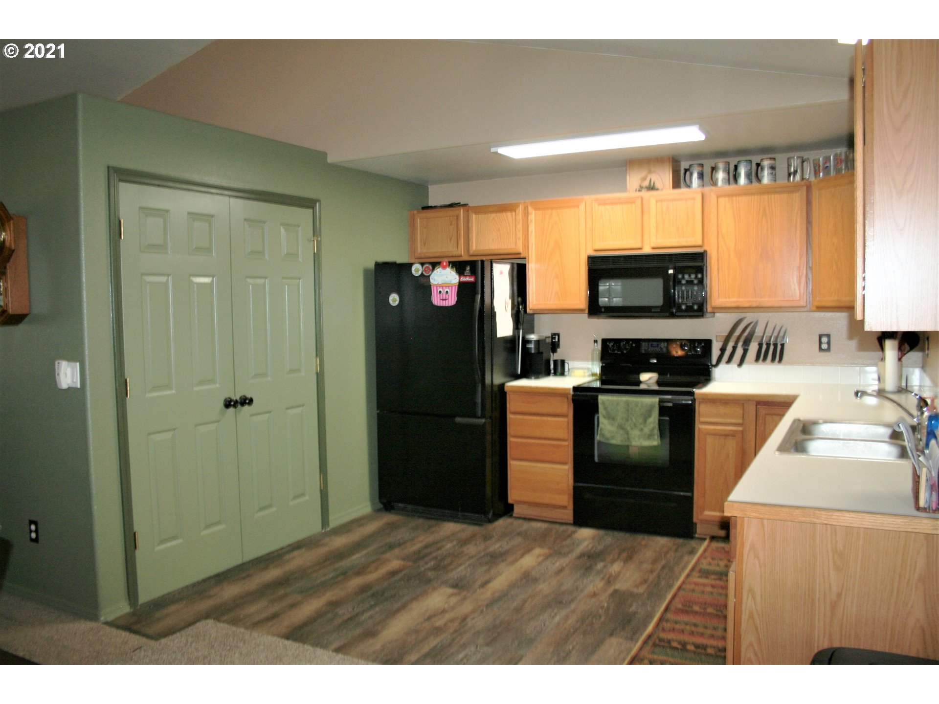 1156 Ash Grove Loop Creswell, OR 97426 - Photo 9 of 20 Gallery Image 9
